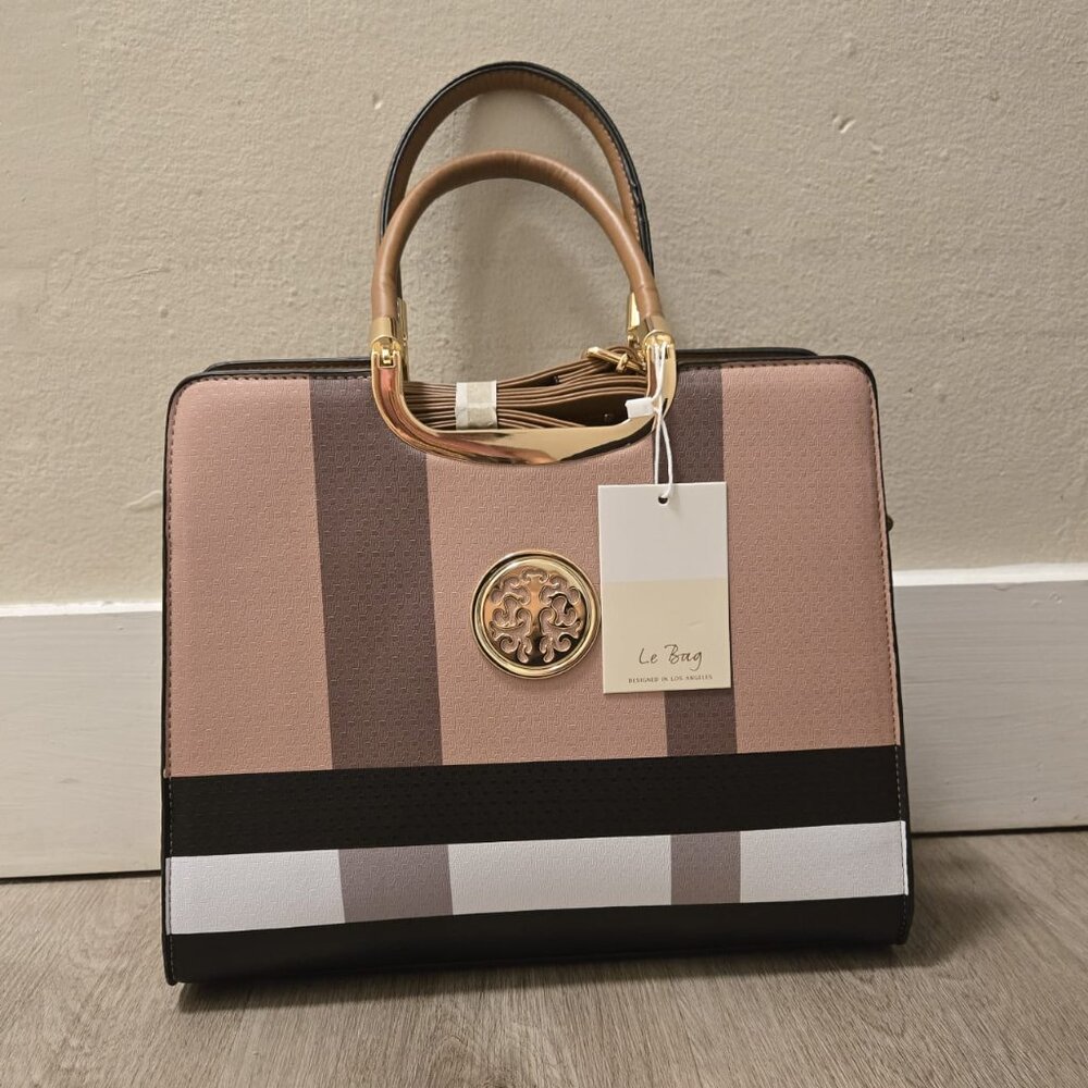 Elegant Structured Handbag – New with Tags – Neutral Color Block Style 👜